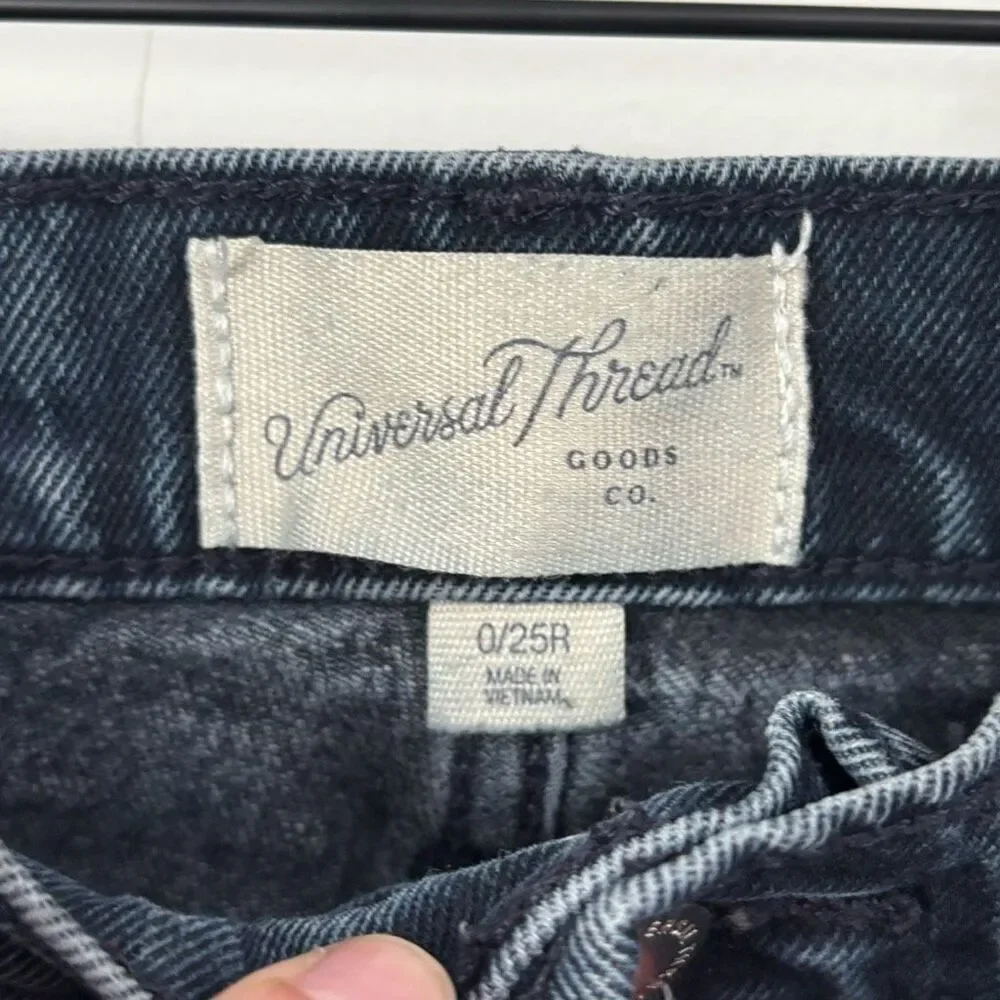 Universal Thread Vintage Wash Straight Leg Jeans 0 - Picture 2 of 5